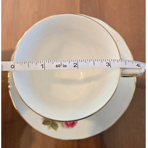 Queen Anne Bone China Tea Cup and Saucer Set Red Yellow Pink Roses 8519 England - Picture 6 of 7